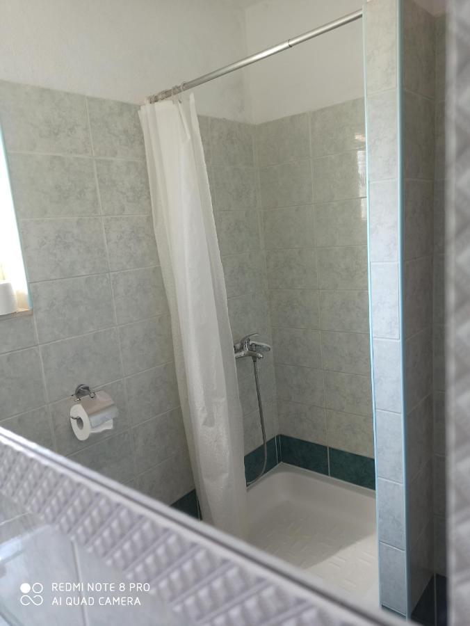 شقة Boni02 Gdinj المظهر الخارجي الصورة