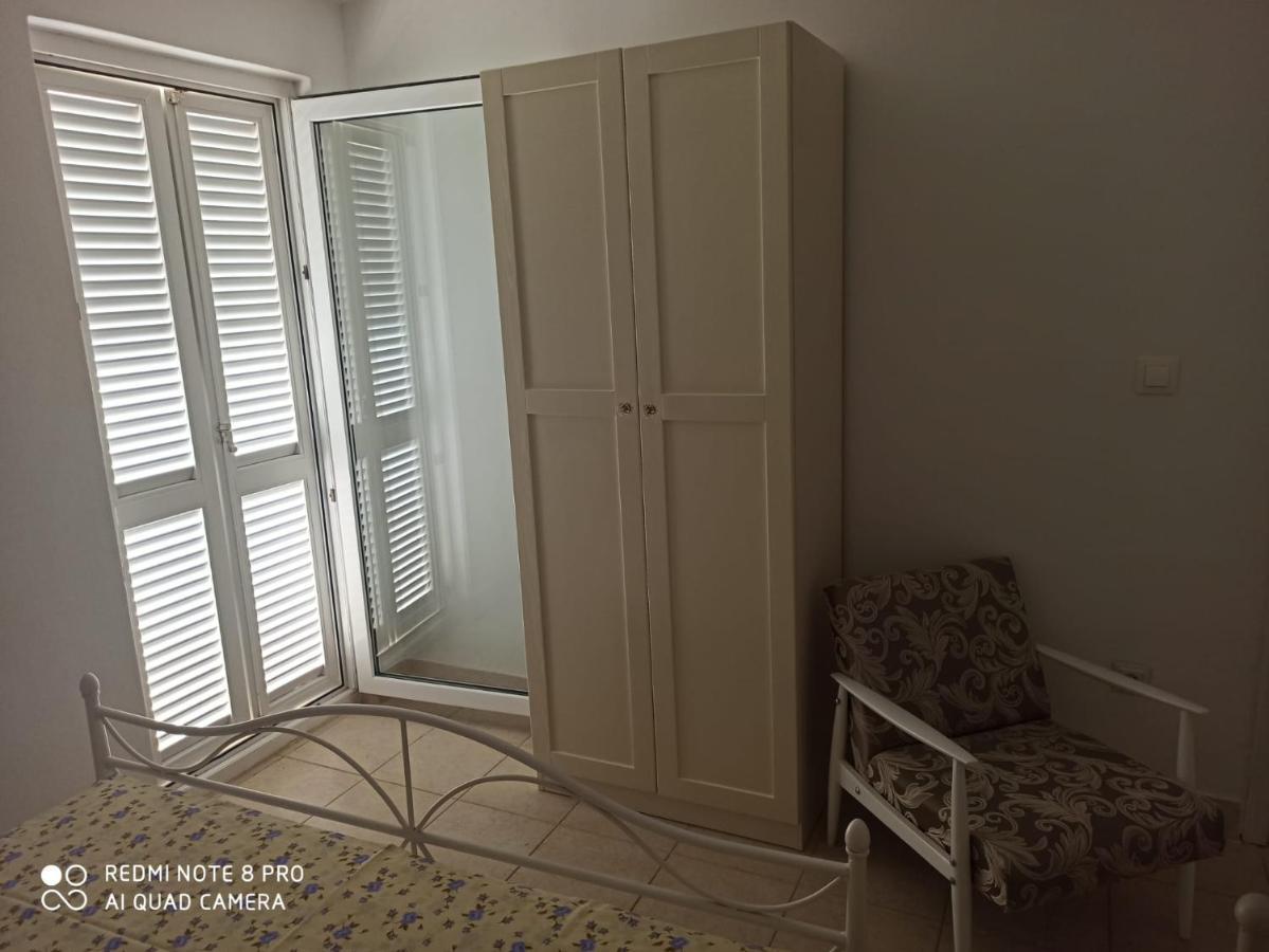 شقة Boni02 Gdinj المظهر الخارجي الصورة